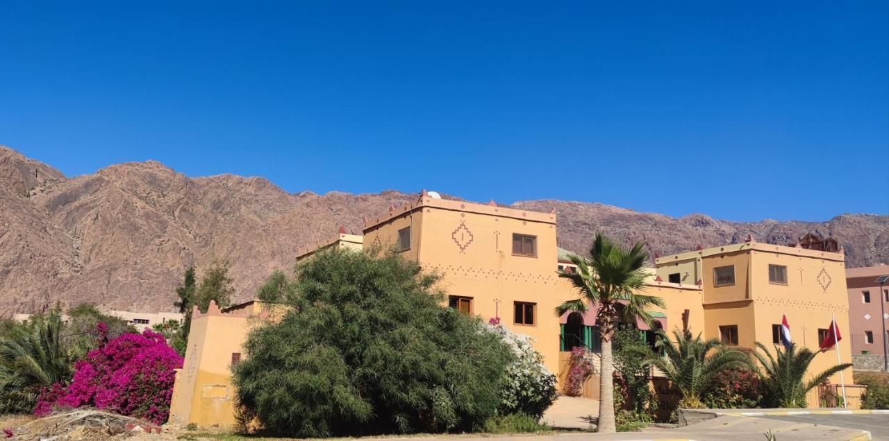 Auberge Kasbah Chez Amaliya Tafraout Bagian luar foto